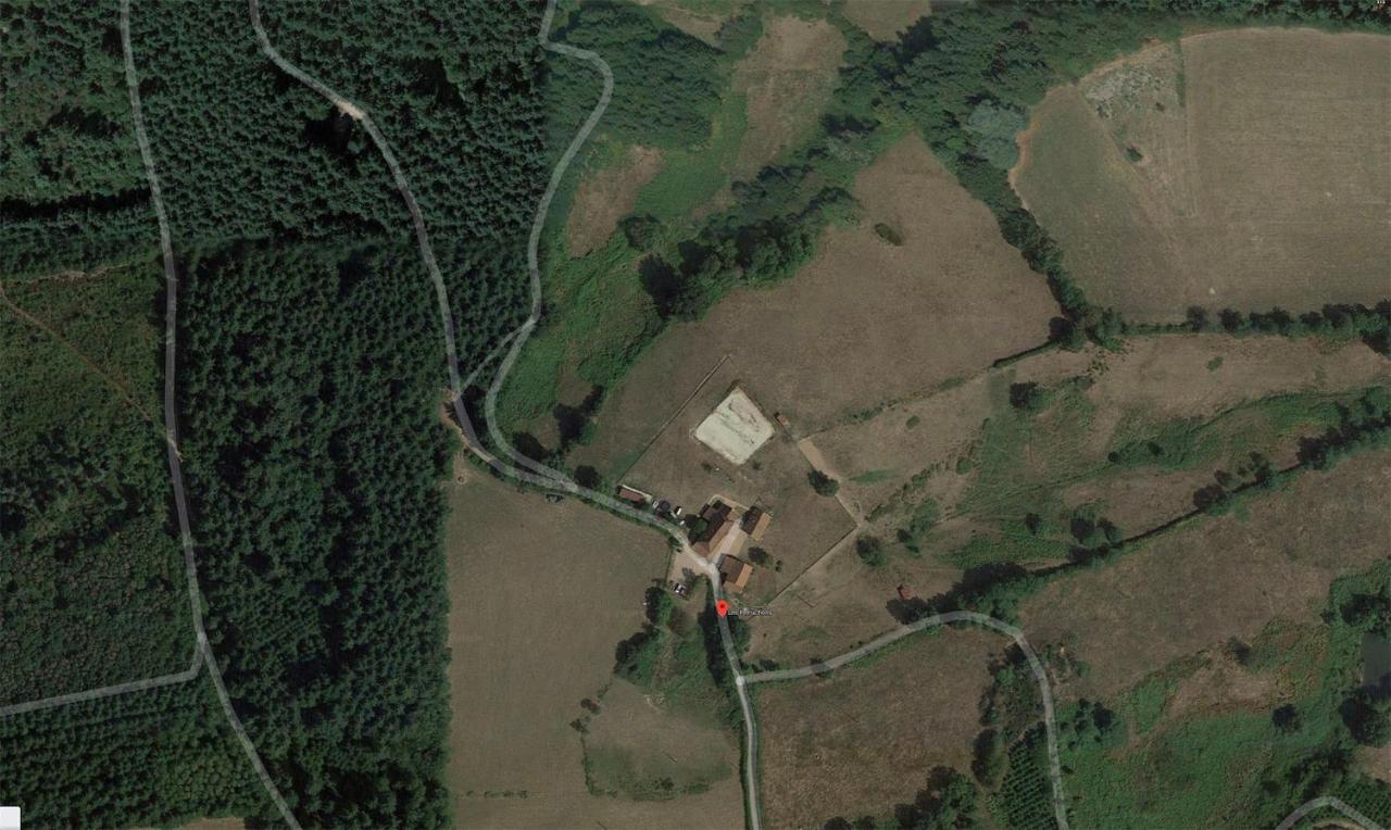 Villa Les Perruchons ancienne grange rénovée avec soin Ozolles Exterior foto