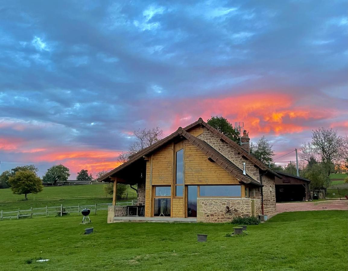 Villa Les Perruchons ancienne grange rénovée avec soin Ozolles Exterior foto
